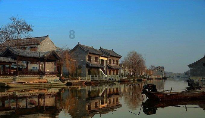 经济日报：口水战从年初打到年尾 新能源汽车产业要力避乱象
